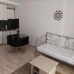 Apartman Ab Batala *